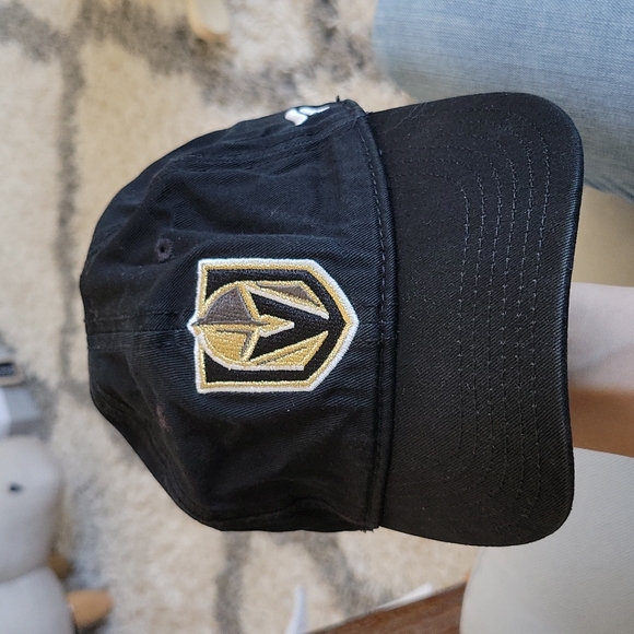 Fanatics | Accessories | Vegas Golden 